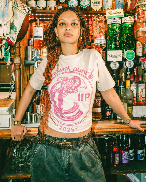 SERVING PUNT T-SHIRT